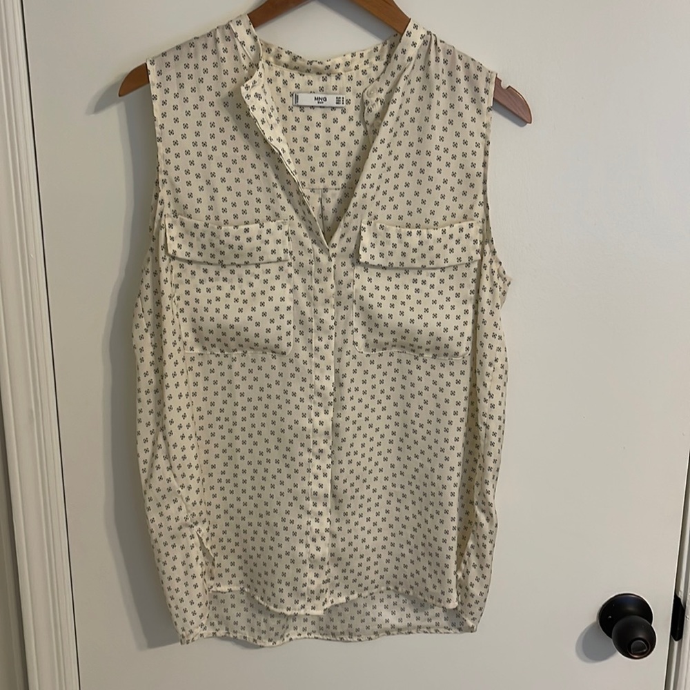 Sleeveless Button Top with Pockets